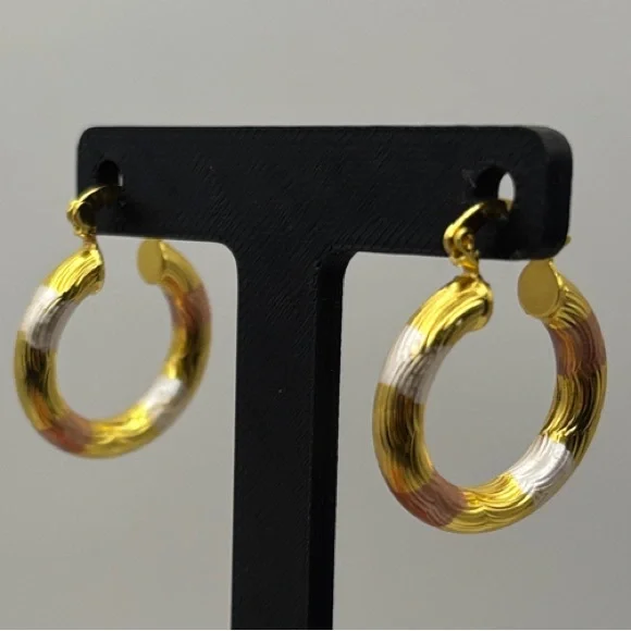 Elegant Fashion Gold and Pink Hoop Earrings - Picture 2 of 3